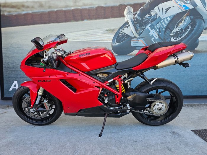 2012 DUCATI 848 EVO Red