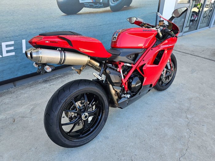 2012 DUCATI 848 EVO Red