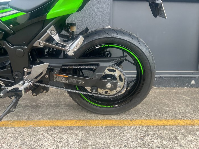 2017 Kawasaki NINJA 300 SE KRT REPLICA GREEN