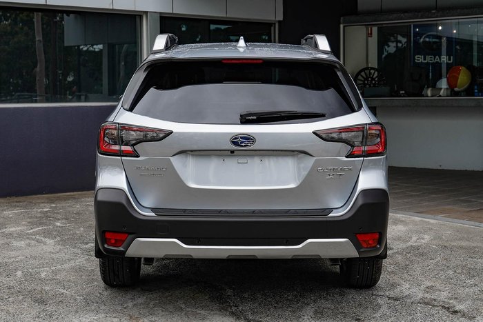 2025 Subaru Outback AWD Touring XT