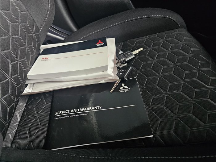 2021 Mitsubishi ASX ES