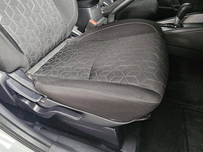 2021 Mitsubishi ASX ES