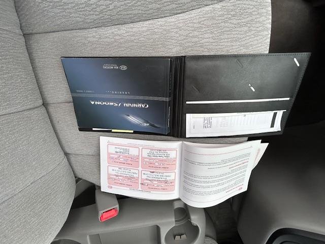 2007 Kia Grand Carnival EX VQ Cherry Kiss