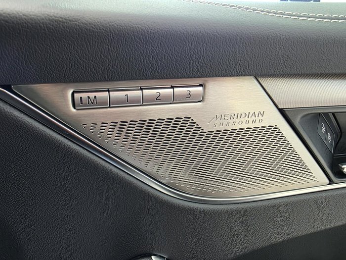 2023 Jaguar F-PACE P250 R-Dynamic S