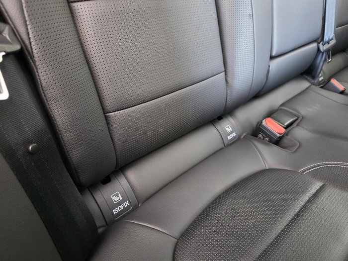 2023 Jaguar F-PACE P250 R-Dynamic S