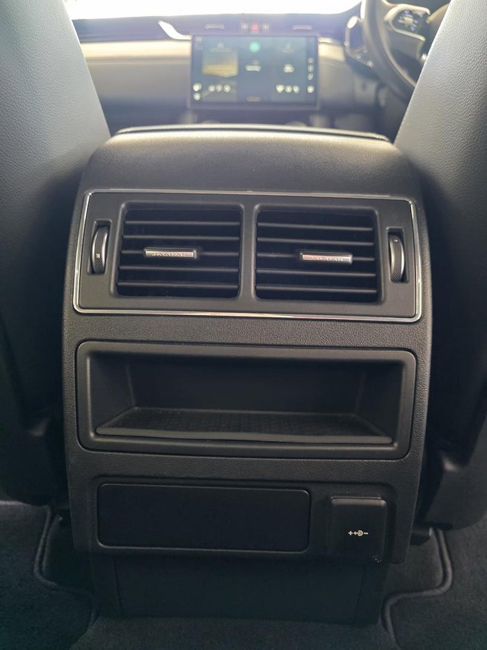 2023 Jaguar F-PACE P250 R-Dynamic S