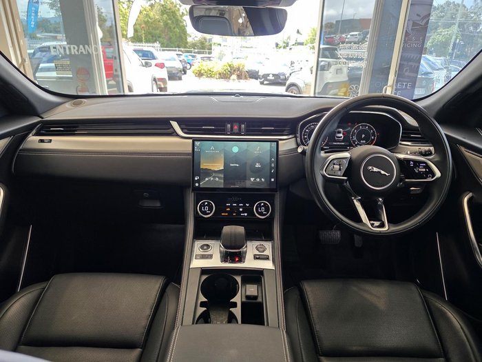 2023 Jaguar F-PACE P250 R-Dynamic S