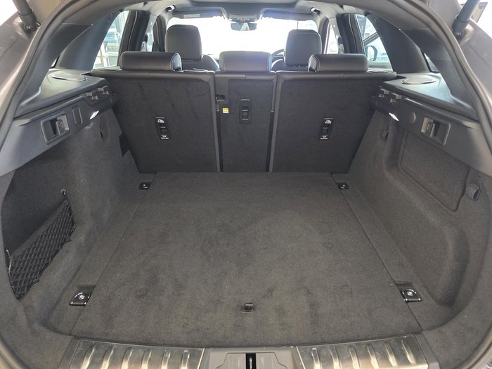 2023 Jaguar F-PACE P250 R-Dynamic S