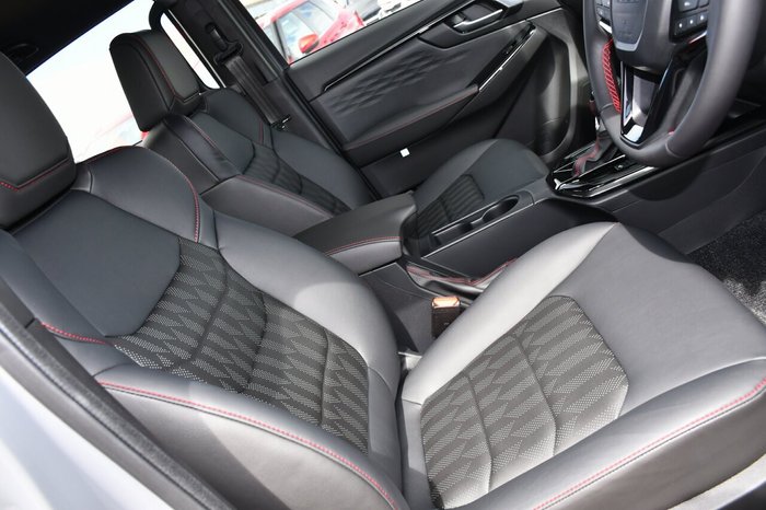 2025 Isuzu D-MAX X-TERRAIN