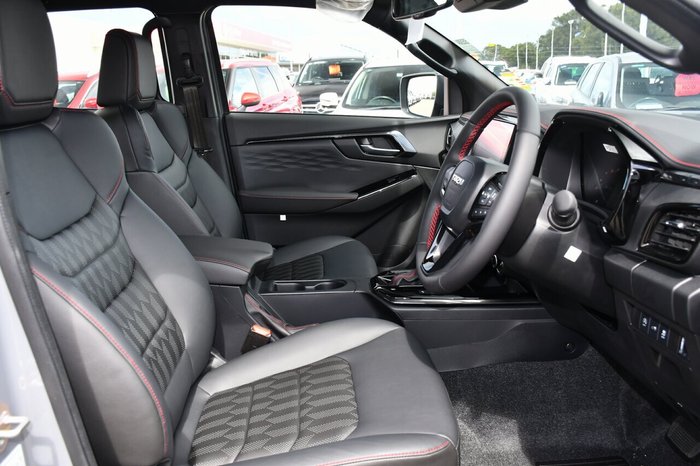 2025 Isuzu D-MAX X-TERRAIN