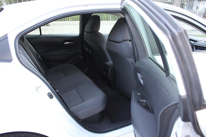 2022 Toyota Corolla Ascent Sport Hybrid ZWE211R Glacier White