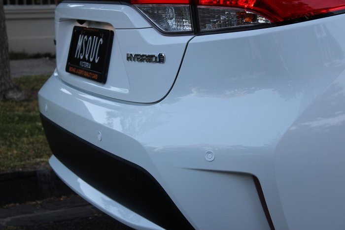 2022 Toyota Corolla Ascent Sport Hybrid ZWE211R Glacier White