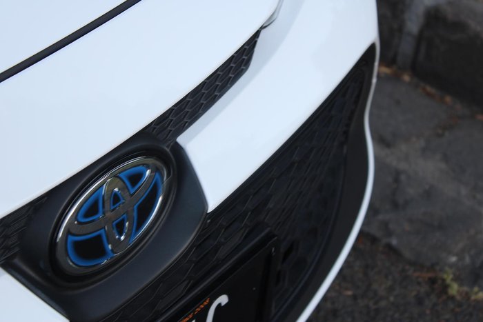 2022 Toyota Corolla Ascent Sport Hybrid ZWE211R Glacier White