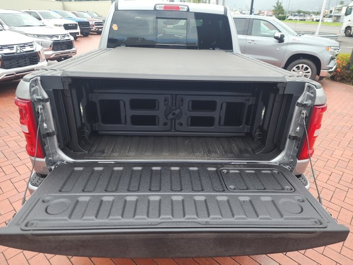 2025 RAM 1500 Laramie Sport Crew Cab SWB Hurricane SO RamBox