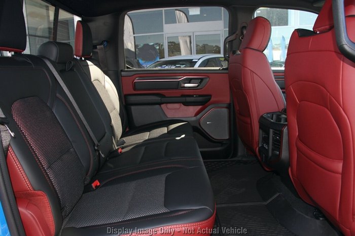 2025 RAM 1500 Rebel Crew Cab SWB Hurricane SO