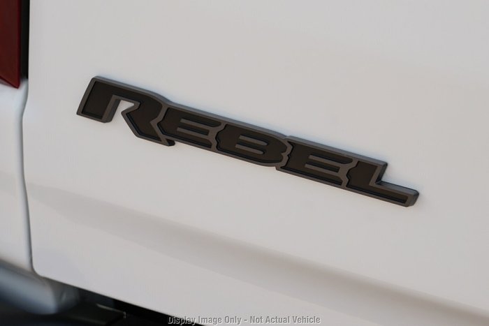 2025 RAM 1500 Rebel Crew Cab SWB Hurricane SO