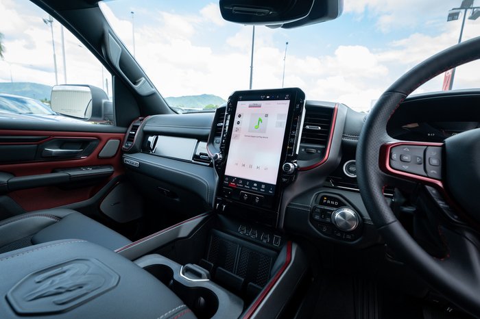 2025 RAM 1500 Rebel Crew Cab SWB Hurricane SO