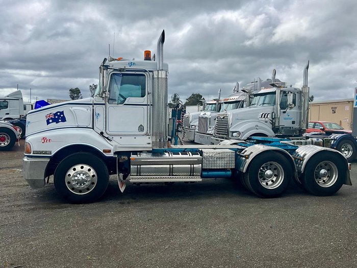 2010 Kenworth T402 Special Build See Spec Cond Hyd $72275+Gst KENWORTH T402 DAY CAB