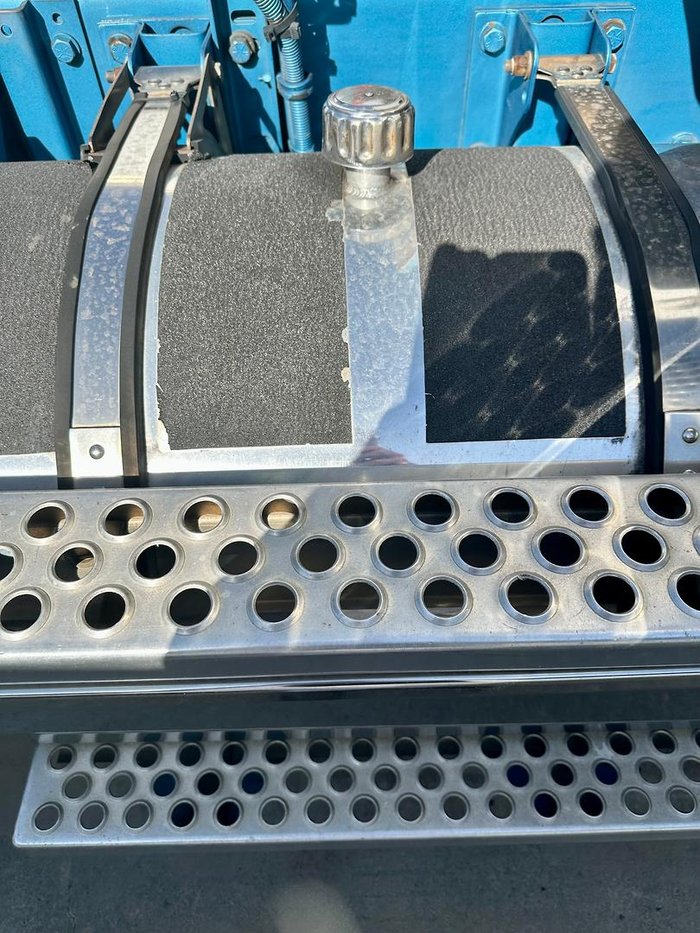 2010 Kenworth T402 Special Build See Spec Cond Hyd $72275+Gst KENWORTH T402 DAY CAB