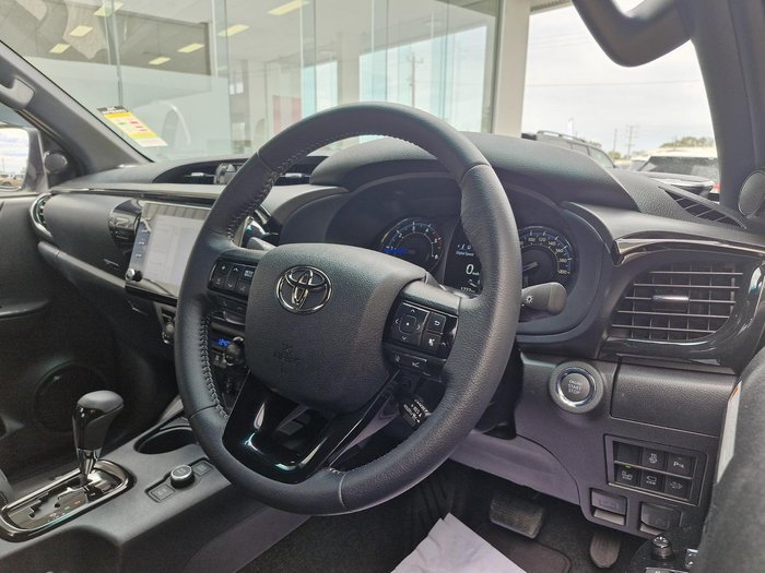 2025 Toyota Hilux Rogue 48V