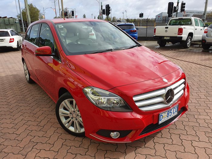 2013 Mercedes-Benz B-Class B180 BlueEFFICIENCY W246 Jupiter Red