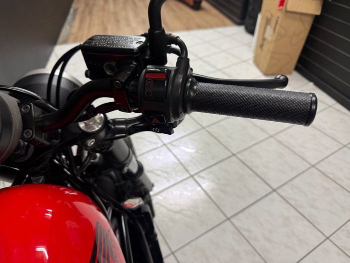 2017 Honda CMX500 Red