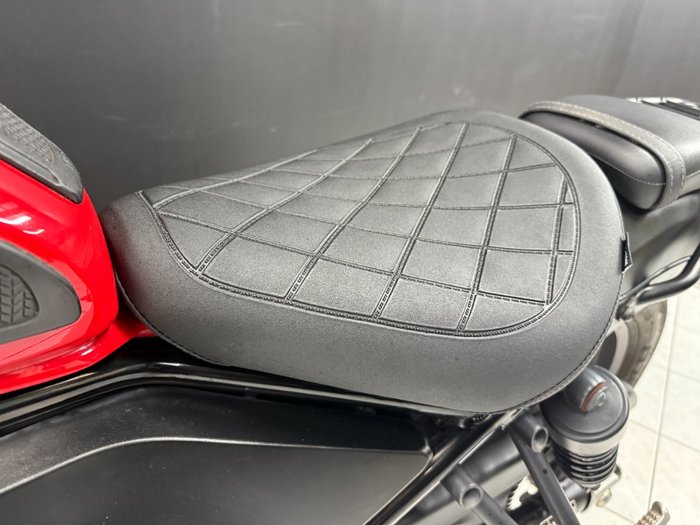 2017 Honda CMX500 Red