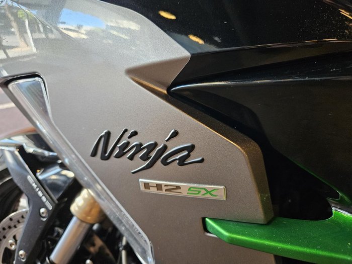2020 Kawasaki Ninja H2 SX SE (ZX10002B) Ninja H2 Grey