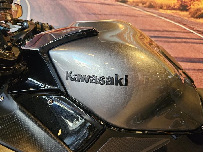 2020 Kawasaki Ninja H2 SX SE (ZX10002B) Ninja H2 Grey