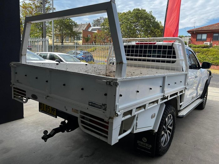 2015 Nissan Navara RX