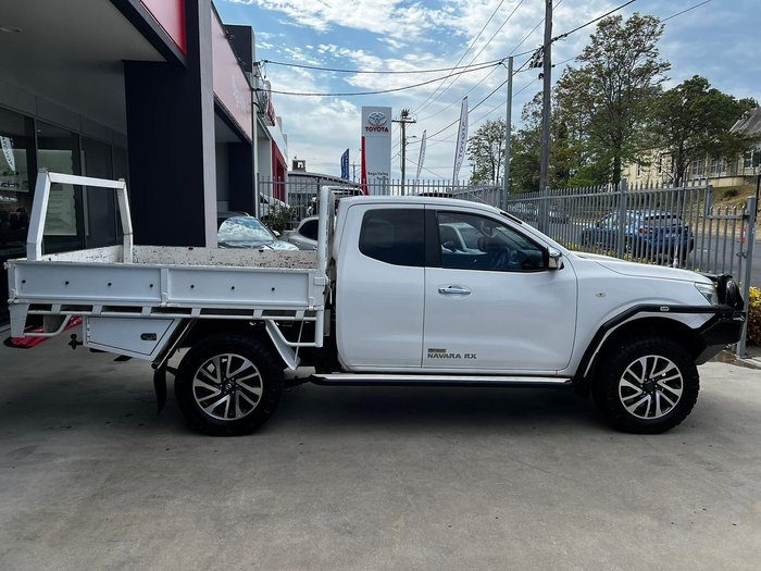 2015 Nissan Navara RX