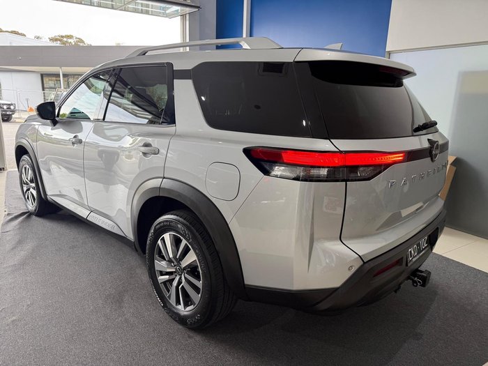 2023 Nissan Pathfinder Ti