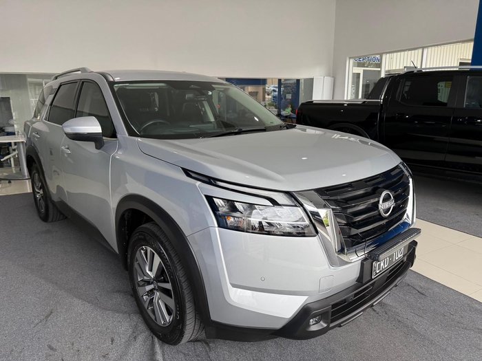 2023 Nissan Pathfinder Ti