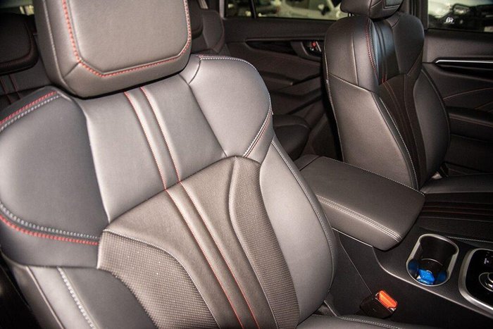 2025 Isuzu MU-X X-TERRAIN