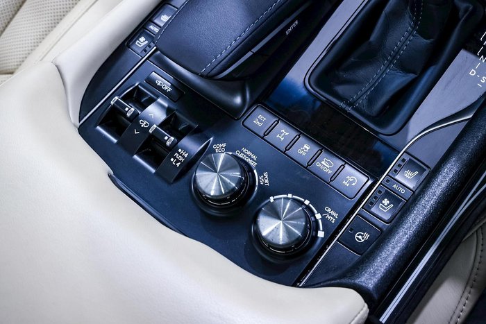 2017 Lexus LX 570 URJ201R 4X4 Dual Range White Pearl