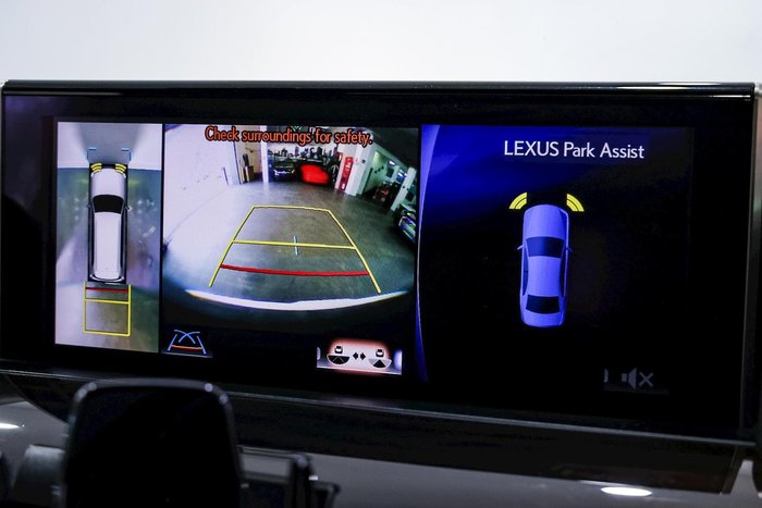 2017 Lexus LX 570 URJ201R 4X4 Dual Range White Pearl