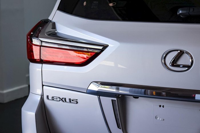 2017 Lexus LX 570 URJ201R 4X4 Dual Range White Pearl