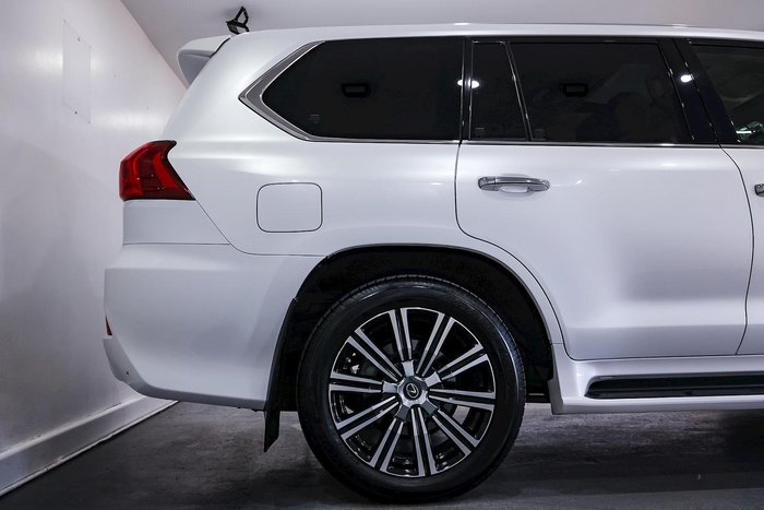 2017 Lexus LX 570 URJ201R 4X4 Dual Range White Pearl