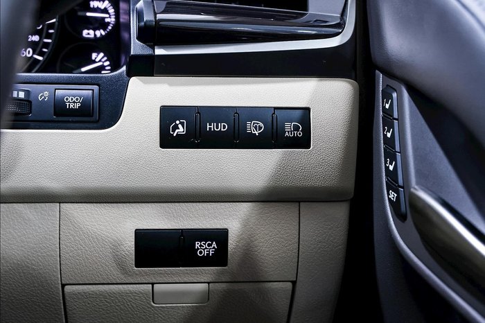 2017 Lexus LX 570 URJ201R 4X4 Dual Range White Pearl