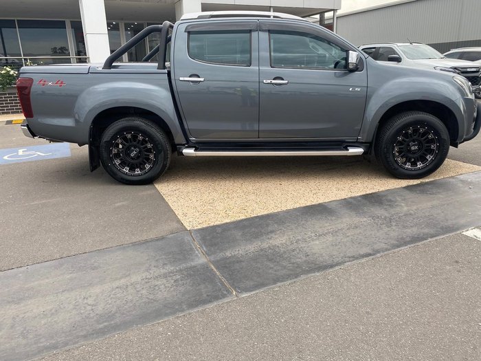 2018 Isuzu D-MAX LS-T