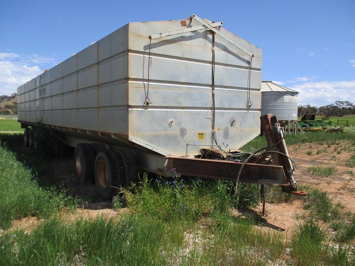 2010 Vennings Mother Bin