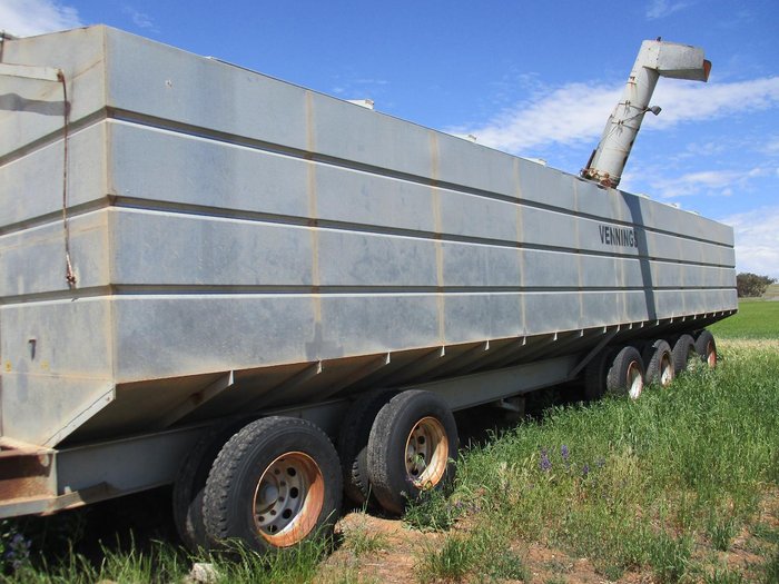 2010 Vennings Mother Bin