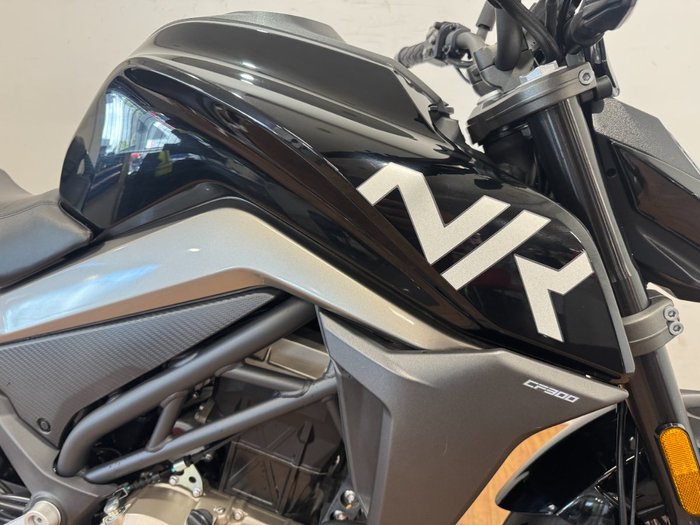 2021 CFMoto 300 NK ABS BLACK