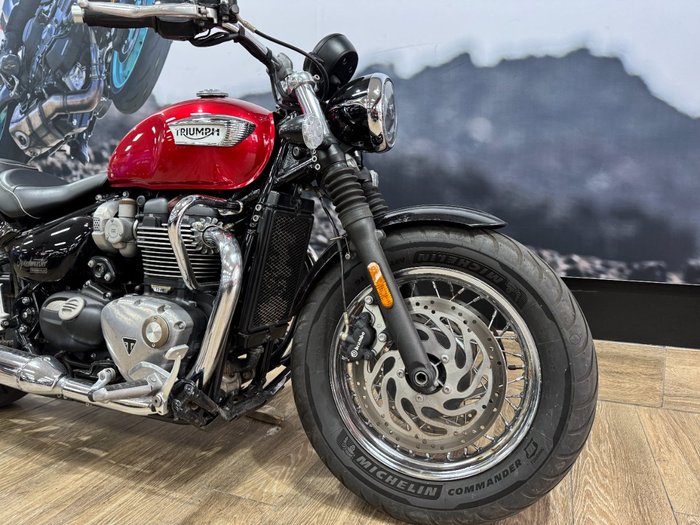 2018 Triumph SPEEDMASTER RED