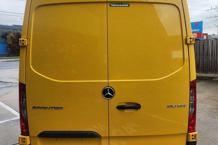 2019 Mercedes-Benz Sprinter 314CDI VS30 Broom Yellow