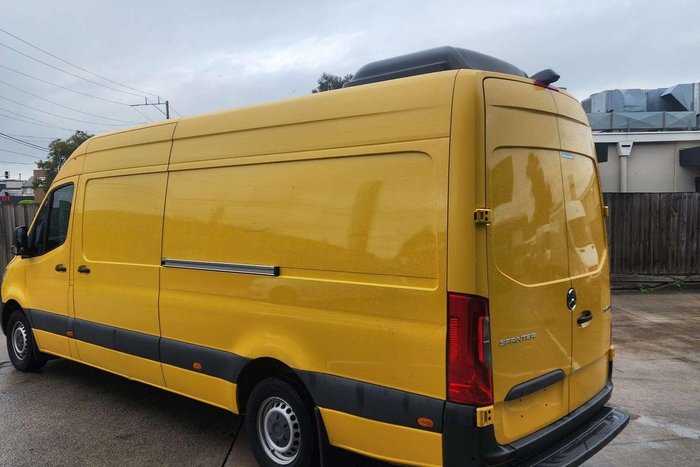 2019 Mercedes-Benz Sprinter 314CDI VS30 Broom Yellow