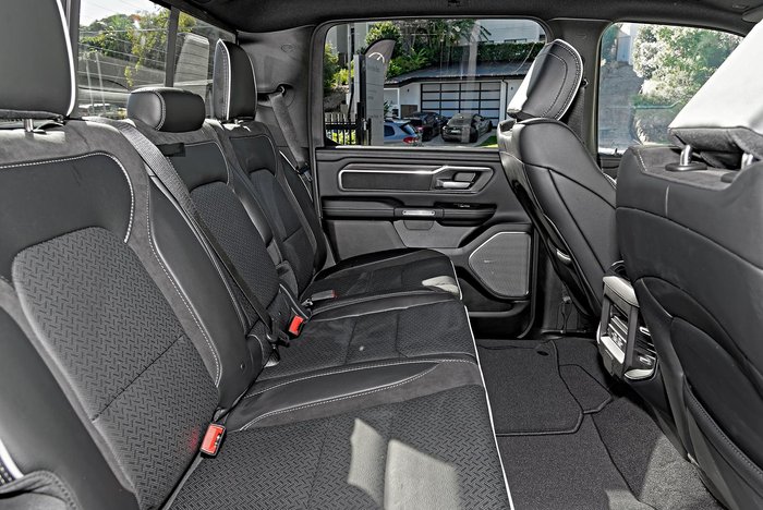 2025 RAM 1500 Laramie Sport Hurricane SO RamBox