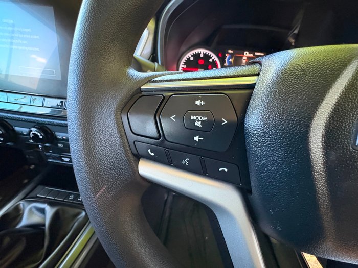 2021 Isuzu D-MAX LS-M