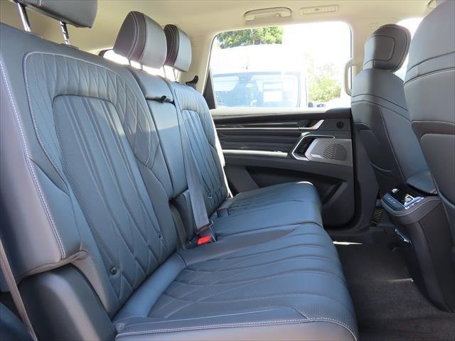 2025 LDV D90 Executive