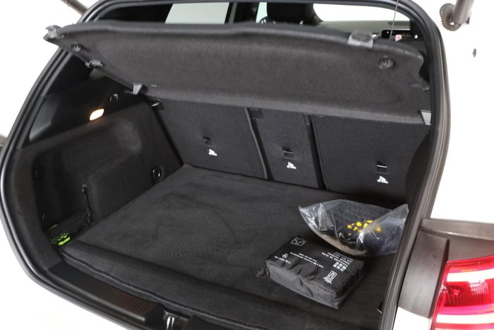 2019 Mercedes-Benz B-Class B180